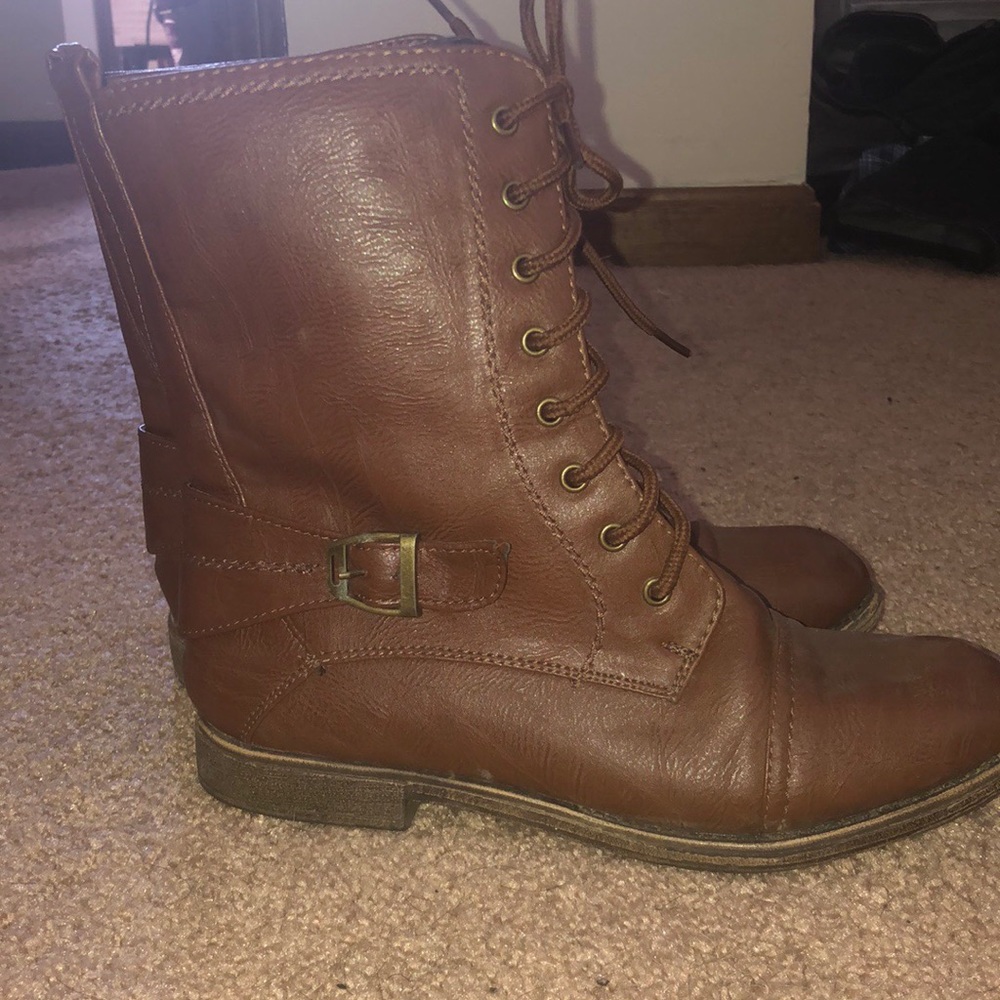 Brown boots